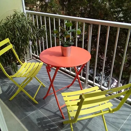 Apartament Confortable, Lumineux Et Agreable T3