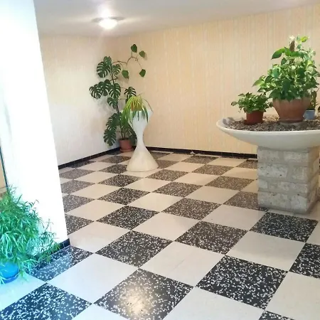 Apartament Confortable, Lumineux Et Agreable T3