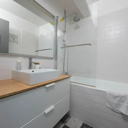 Apartman Confortable, Lumineux Et Agreable T3